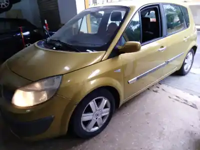 Scrapping Vehicle renault scenic ii confort authentique of the year 2003 powered k4m782