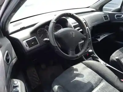 Veicolo di demolizione peugeot 307 (s1) xn dell'anno 2005 alimentato nfu