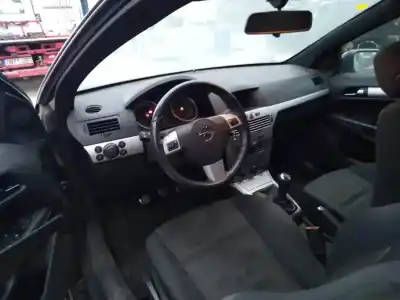 Здавання транспортного засобу opel astra gtc cosmo року 2007 потужний z19dth