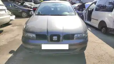 Sloopvoertuig SEAT                                               LEON (1M1)                                                                                                                                                                                                                                                 Signo                                                                                                                                                                                                                                                      van het jaar 2001 aangedreven ALH