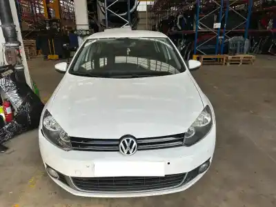 Veículo de Sucata volkswagen golf vi (5k1) 2.0 tdi do ano 2009 alimentado cbd