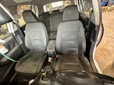 Veículo de Sucata volkswagen golf vi (5k1) 2.0 tdi do ano 2009 alimentado cbd