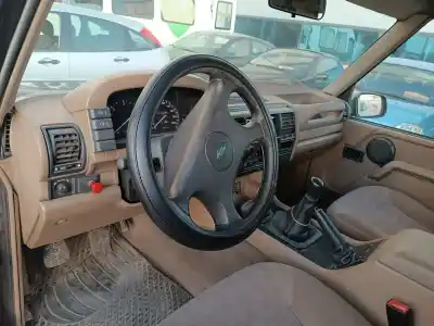 Scrapping Vehicle land rover discovery (salljg/lj) tdi of the year 1995 powered d18l