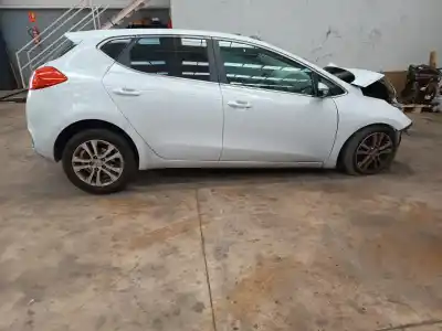 Scrapping Vehicle kia cee´d concept of the year 2015 powered d4fc