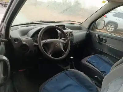 Veículo de Sucata citroen berlingo 2.0 hdi collection familiar do ano 2004 alimentado rhy