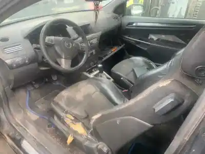 Здавання транспортного засобу opel astra gtc enjoy року 2005 потужний z17dth