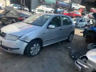Veículo de Sucata skoda fabia (6y2/6y3) comfort do ano 2001 alimentado asy