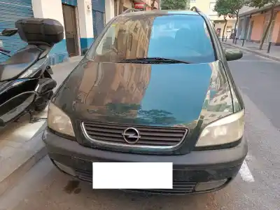 Sloopvoertuig opel zafira a elegance van het jaar 1999 aangedreven x18xe1