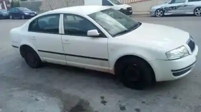Здавання транспортного засобу skoda superb (3u4) classic року 2006 потужний bss