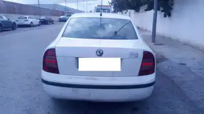 Здавання транспортного засобу skoda superb (3u4) classic року 2006 потужний bss