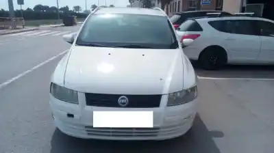 Veicolo di demolizione FIAT STILO (192) 1.6 16V dell'anno 2004 alimentato 182B6000