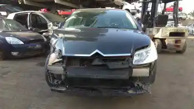 Vehicul casat citroen c4 berlina collection al anului 2007 alimentat 9hx