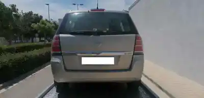 Sloopvoertuig opel zafira b cosmo van het jaar 2006 aangedreven z19dt