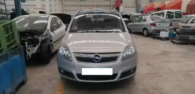 Sloopvoertuig opel zafira b cosmo van het jaar 2006 aangedreven z19dt