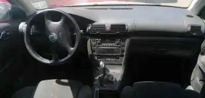 Здавання транспортного засобу SKODA SUPERB (3U4) Classic року 2005 потужний AWX