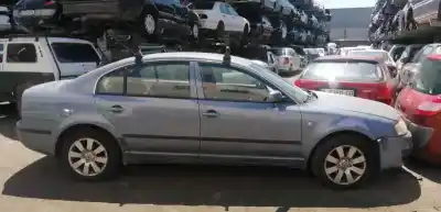 Здавання транспортного засобу skoda superb (3u4) classic року 2005 потужний awx