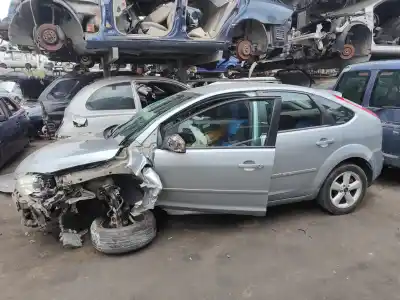 Véhicule à la ferraille ford                                               focus berlina (cap)                                                                                                                                                                                                                                        trend                                                                                                                                                                                                                                                      de l'année 2005 alimenté g6da