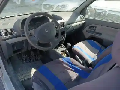 Утилизация автомобиля renault clio ii fase ii (b/cb0) authentique года 2003 питание d4f712