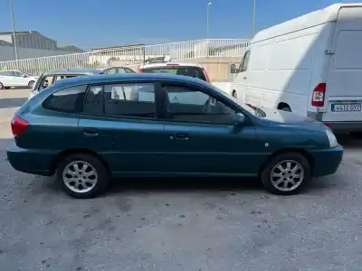 Veículo de Sucata kia rio ipanema berlina do ano 2004 alimentado a3d
