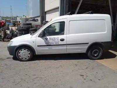 Sloopvoertuig opel combo familiar van het jaar 2011 aangedreven z13dtj