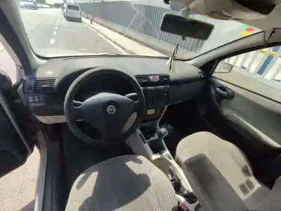 Veículo de Sucata fiat stilo (192) 1.9 jtd cat do ano 2004 alimentado 192a1000