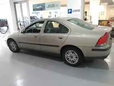 Veículo de Sucata volvo s60 i (384) 2.4 do ano 2003 alimentado b5244s