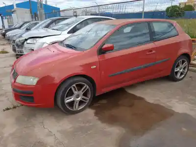 Veículo de Sucata fiat stilo (192) 1.8 16v cat do ano 2003 alimentado 192a4000