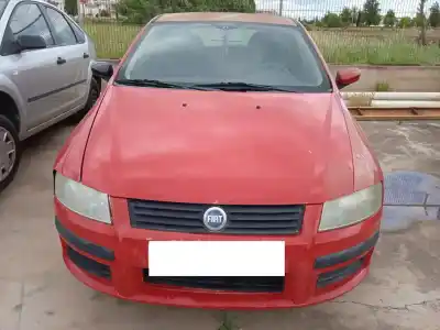 Veículo de Sucata fiat stilo (192) 1.8 16v cat do ano 2003 alimentado 192a4000