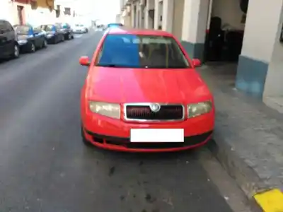 Veículo de Sucata skoda fabia (6y2/6y3) comfort do ano 2001 alimentado azf