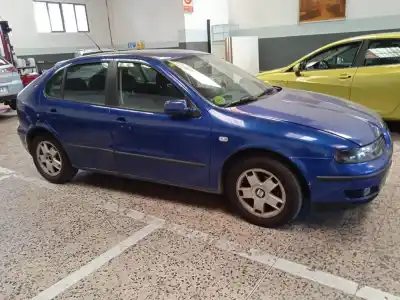 Véhicule à la ferraille seat                                               leon (1m1)                                                                                                                                                                                                                                                 signo                                                                                                                                                                                                                                                      de l'année 2001 alimenté aus