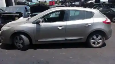 Veículo de Sucata renault megane iii berlina 5 p business do ano 2010 alimentado k9k836