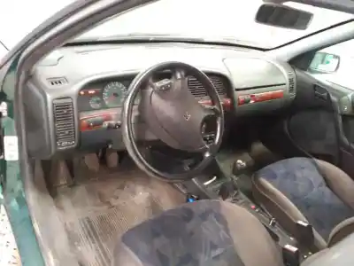 Verschrottungsfahrzeug CITROEN                                            XANTIA BERLINA                                                                                                                                                                                                                                             2.0 HDi 90/110 Attraction                                                                                                                                                                                                                                  des Jahres 2001 angetrieben RHY