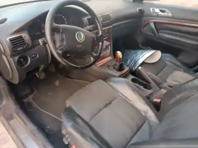 Scrapping Vehicle skoda superb (3u4) collection of the year 2003 powered aym