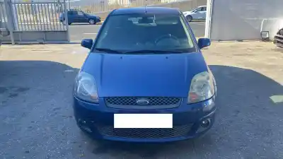 Veicolo di demolizione ford fiesta (cbk) ambiente dell'anno 2007 alimentato a9ja