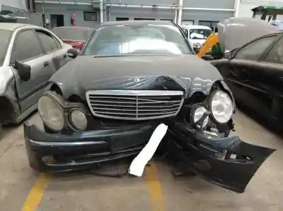 Veículo de Sucata MERCEDES-BENZ CLASE E (W211) BERLINA E 270 CDI (211.016) 177 CV / 130 KW do ano 2004 alimentado OM647961