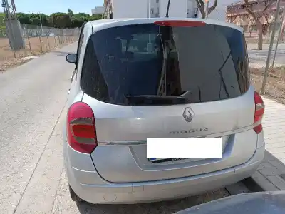 Veículo de Sucata renault grand modus dynamique do ano 2009 alimentado d4f764