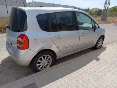 Veículo de Sucata renault grand modus dynamique do ano 2009 alimentado d4f764