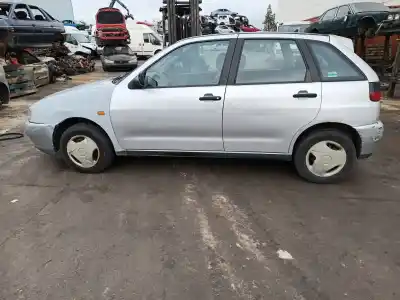 Veicolo di demolizione seat ibiza (6k) básico dell'anno 1999 alimentato aex