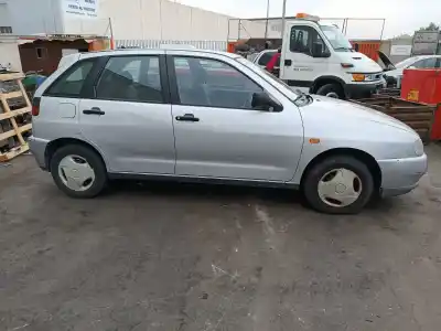 Veicolo di demolizione seat ibiza (6k) básico dell'anno 1999 alimentato aex