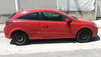 Veículo de Sucata opel astra gtc enjoy do ano 2006 alimentado z18xer