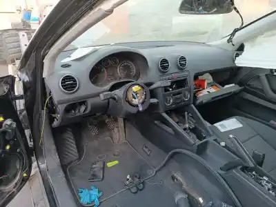 Veículo de Sucata audi a3 (8p1) 1.6 do ano 2004 alimentado bgu