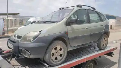 Scrapping Vehicle RENAULT SCENIC RX4 (JA0) 1.9 dCi Salomon of the year 2003 powered F9Q740