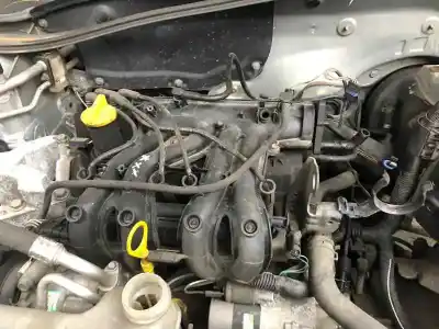 Здавання транспортного засобу renault clio ii fase ii (b/cb0) authentique 58 cv / 43 kw року 2004 потужний d7f746