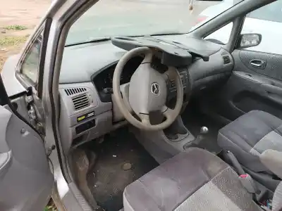 Veículo de Sucata MAZDA PREMACY (CP) TD Active do ano 2001 alimentado RF