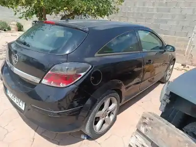 Здавання транспортного засобу opel astra gtc cosmo року 2006 потужний z17dth