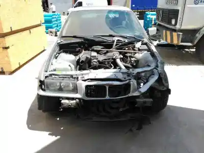Veículo de Sucata bmw serie 3 compacto (e36) 318tds do ano 2001 alimentado 174t1