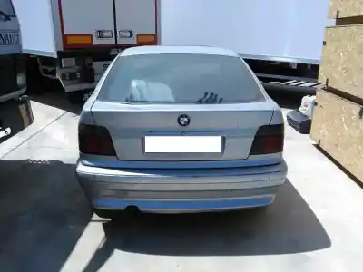 Veículo de Sucata bmw serie 3 compacto (e36) 318tds do ano 2001 alimentado 174t1