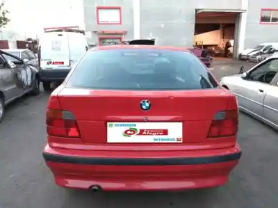 Vehicul casat bmw serie 3 compacto (e36) 316i al anului 1998 alimentat 16-4e-2