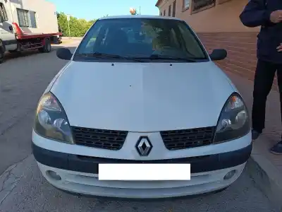 Здавання транспортного засобу renault clio ii fase ii (b/cb0) authentique року 2003 потужний d4f712