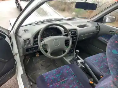 Verschrottungsfahrzeug suzuki swift sf berlina (ea) gti des jahres 2000 angetrieben g13b